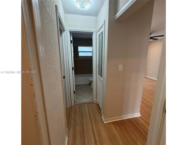 Building Photo - 1032 Obispo Ave