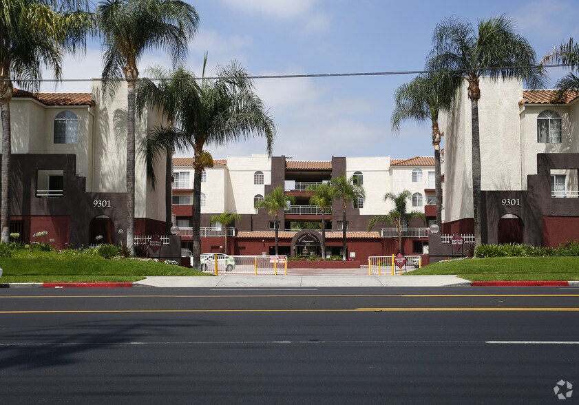 Sunset Terrace Apartments Homes 9301 Van Nuys Blvd Panorama City CA