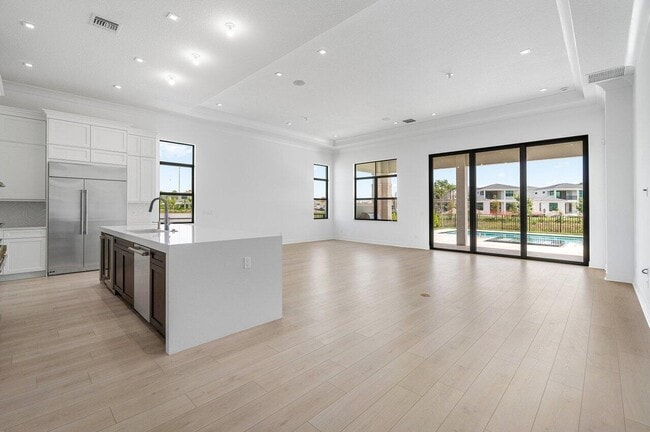 Building Photo - 13393 Artisan Cir