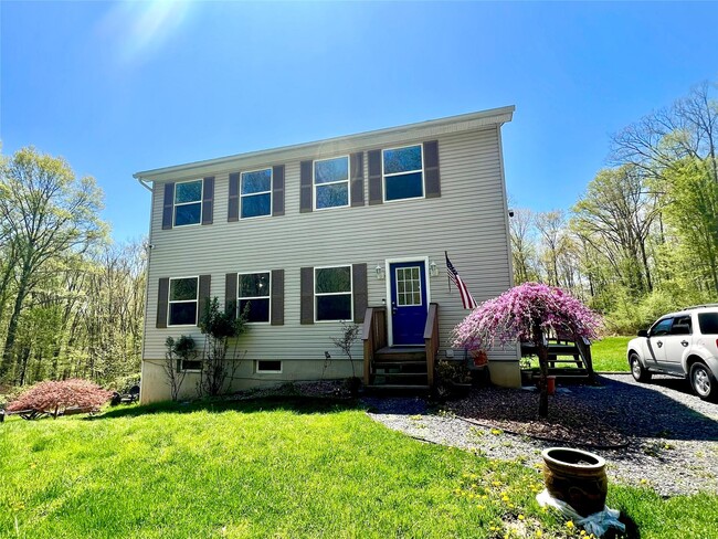 Primary Photo - 3222 New Prospect Rd