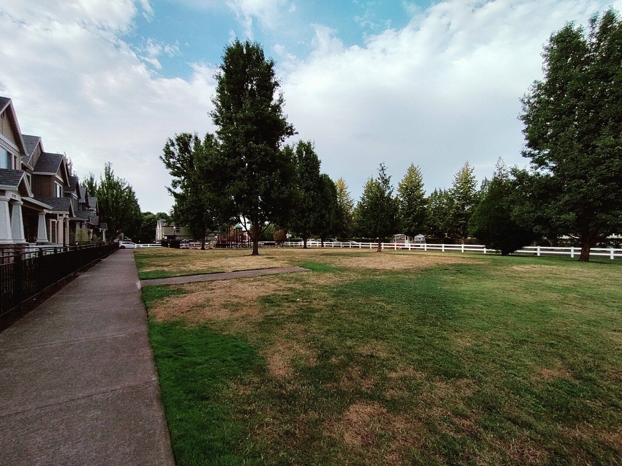 Building Photo - 15844 SW Bronner Ln