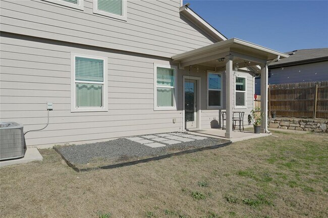 Building Photo - 4605 Tully Dr