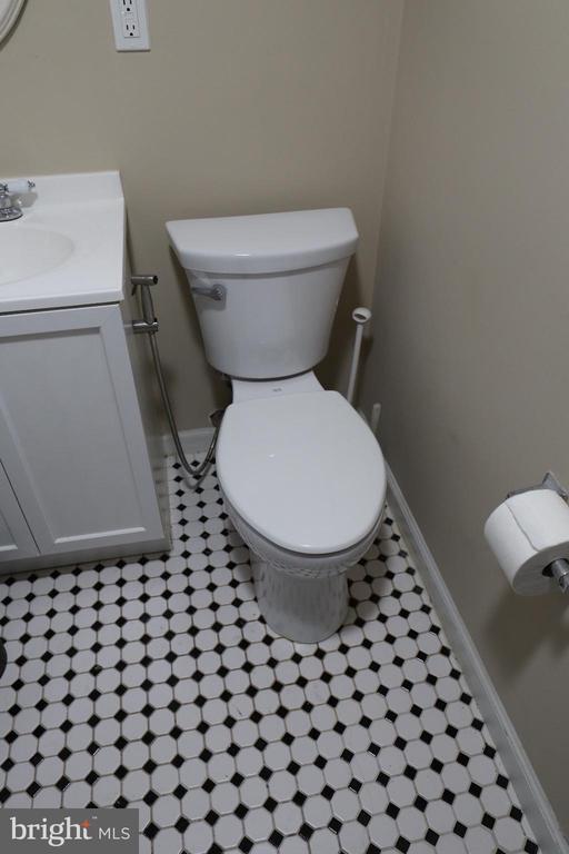 Building Photo - 11202 Troy Rd