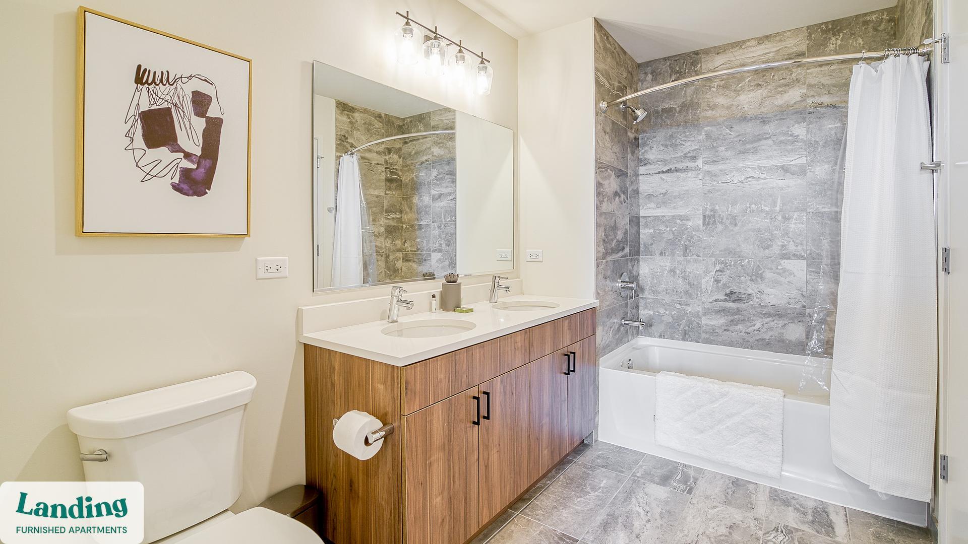 Building Photo - 2480-2522-2522 N Milwaukee Ave