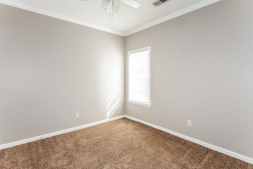 Building Photo - 8270 Wesley Woods Cir