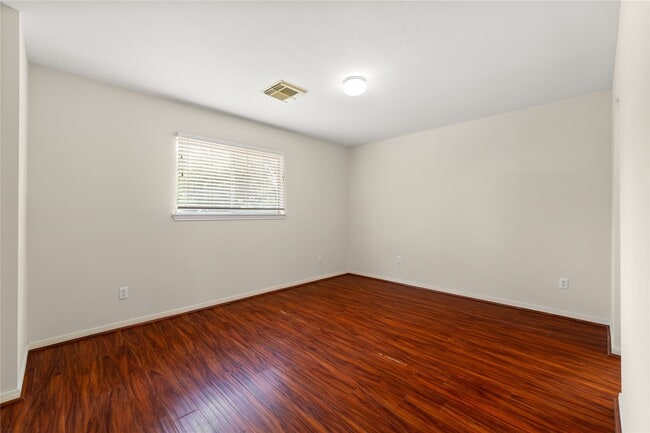 Building Photo - 4111 Surreydon Dr