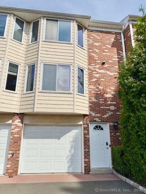 Primary Photo - 1611 Washington Blvd