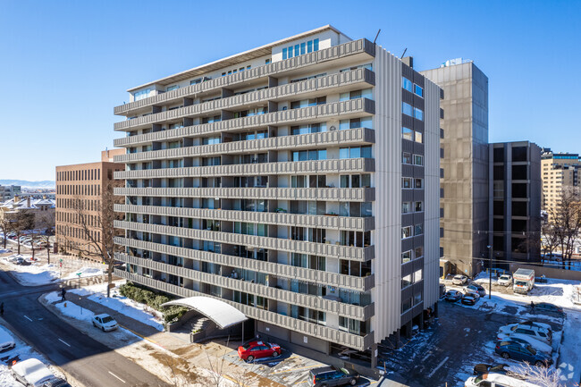 Building Photo - Barrington Condos