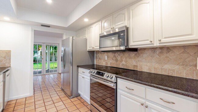 Building Photo - 3069 NW 27th Terrace