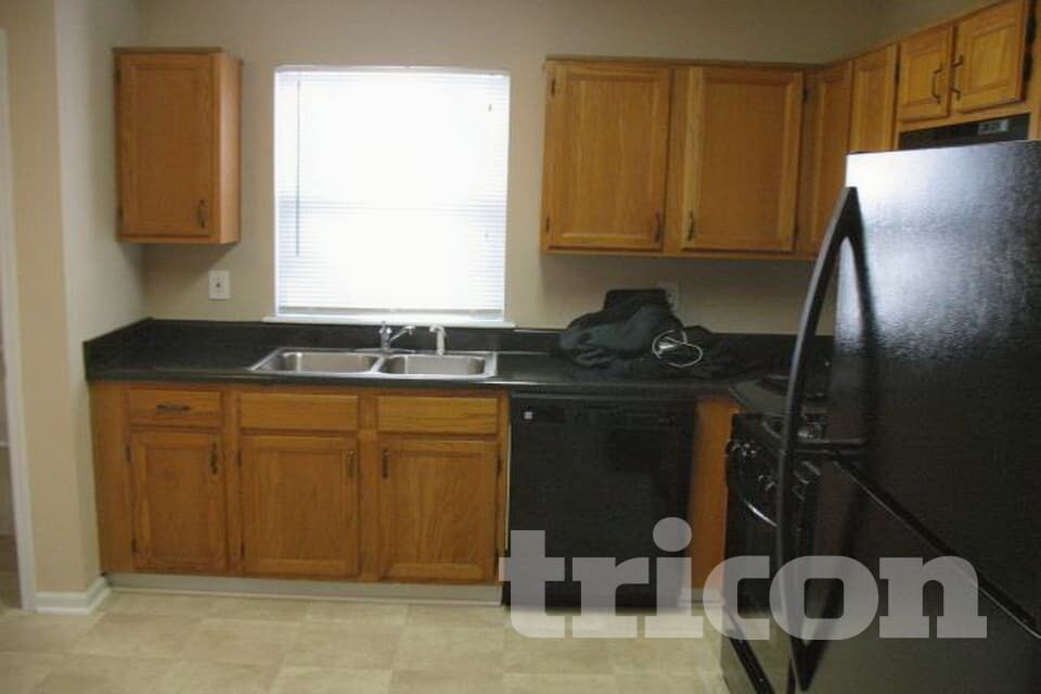 Building Photo - 4393 Westchester Ct