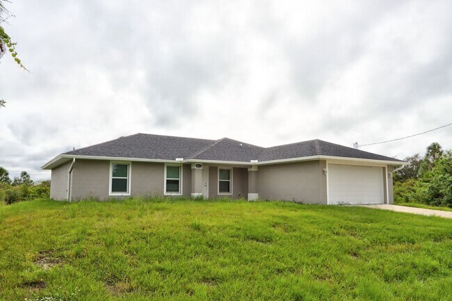 Primary Photo - MUST SEE-CUSTOM BUILT-LARGE NEWER CONSTRUT...