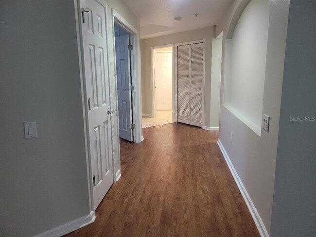 Building Photo - 820 Lantern Way