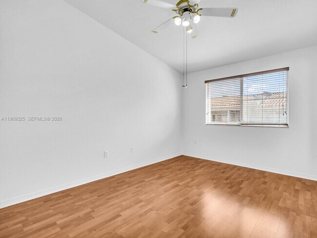 Building Photo - 11512 NW 48th Terrace