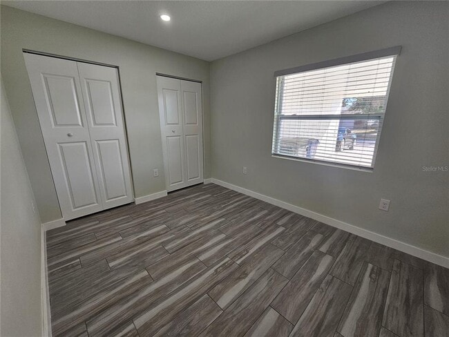 Building Photo - 7043 Brentford Rd