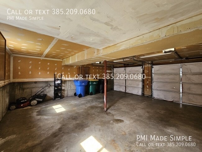 Building Photo - 260 S 400 E