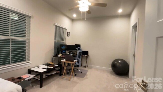 Building Photo - 10188 Harvest Gold Dr