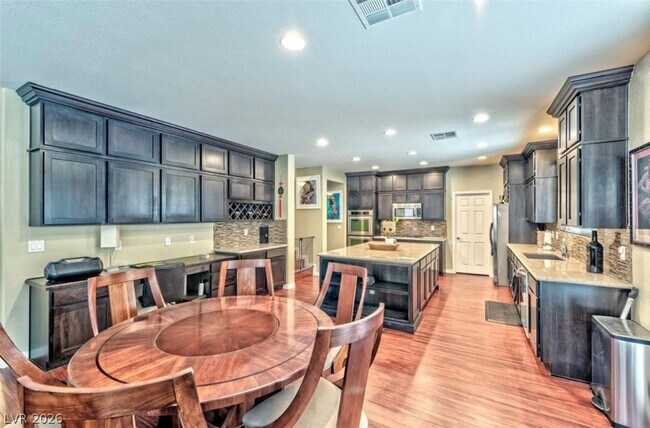 Building Photo - 509 Cabrera Ct