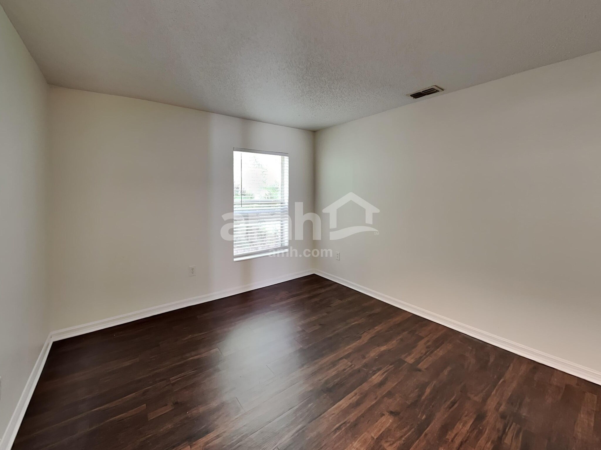 Building Photo - 1234 SW Alesio Ln