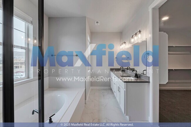 Building Photo - Brand New - Modern Living / 4BD 2.5 BTH 2GAR / Home in Lehi