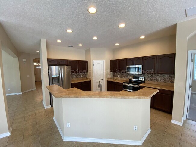 Building Photo - 13131 Penshurst Ln