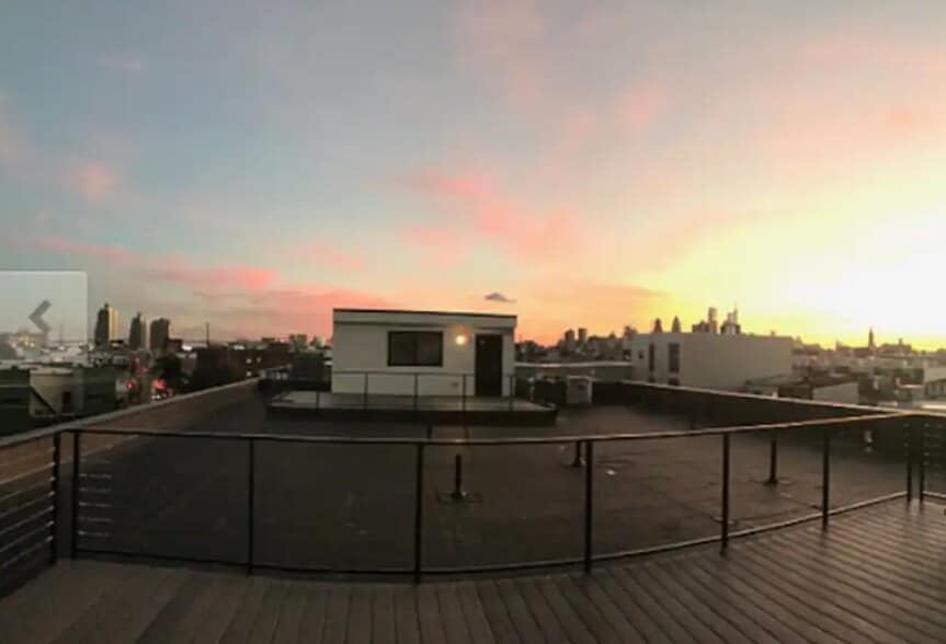 Building Photo - 1417 N Hope St