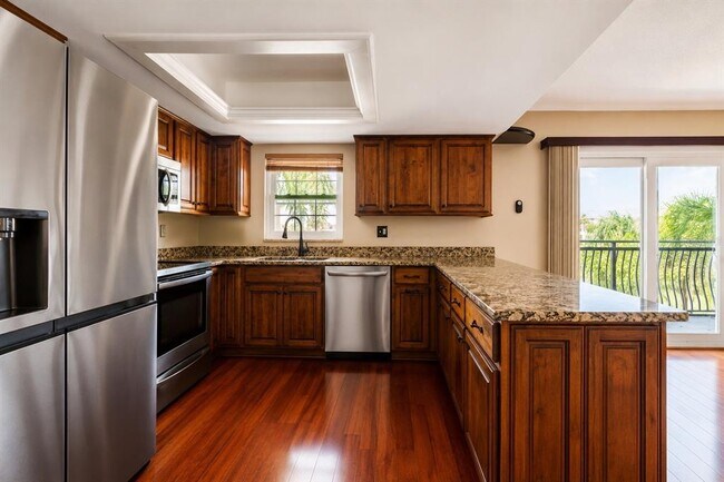 Building Photo - 8804 Bay Pointe Dr
