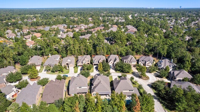 Building Photo - 27 Fury Ranch Pl