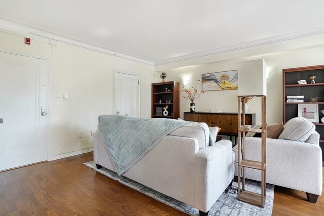 Building Photo - 20 Chapel St