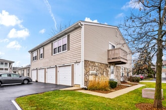 Building Photo - 1040 Hampton Harbor