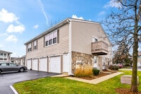 Building Photo - 1040 Hampton Harbor