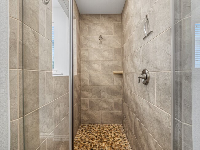Building Photo - 27215 Symphony Creek Ln