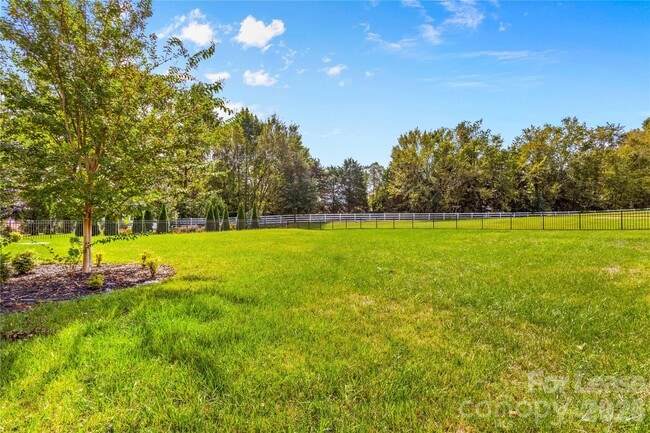 Building Photo - 106 Slocumb Ln