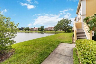 Building Photo - Beautiful furnished 2/2 condo with stunning water view available now for a short-term stay