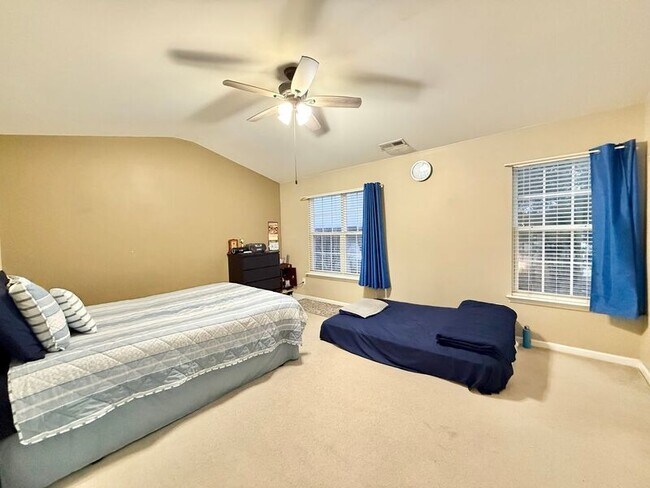 Building Photo - 311 Coral Creek Ln