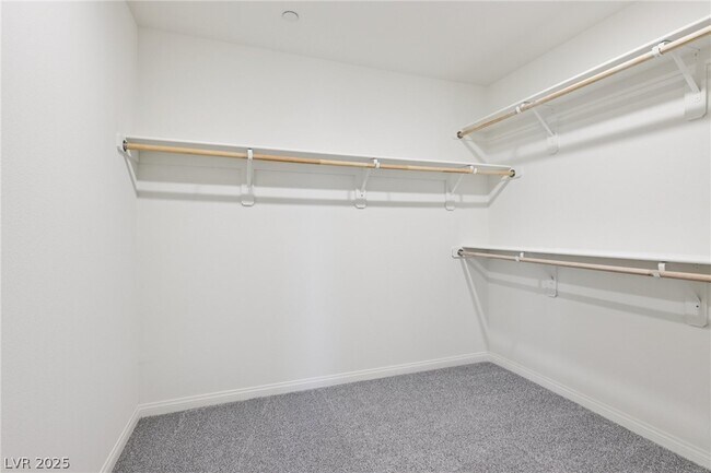 Building Photo - 10971 Meridian Flds Ave