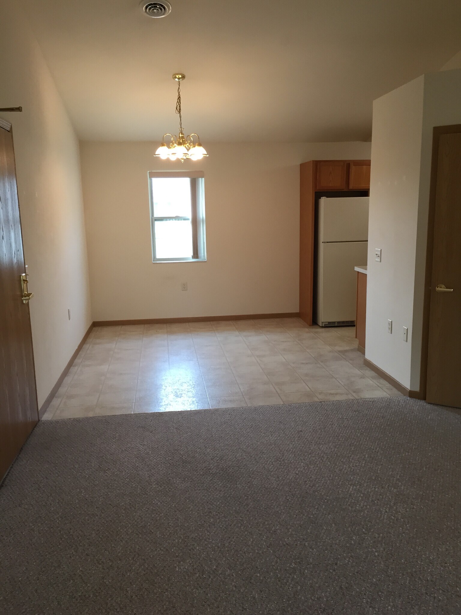 Building Photo - 618 Westwynd Ct