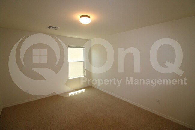 Building Photo - 779 W Calle La Bolita
