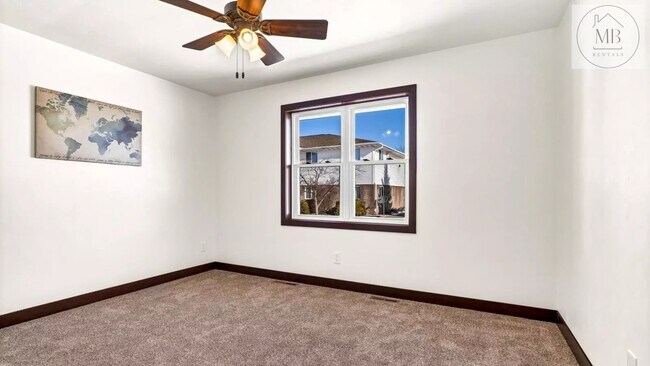 Building Photo - 837 Killarny Trail