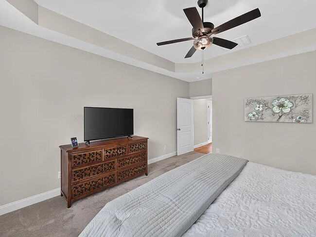 Building Photo - Lease OR Lease to Own