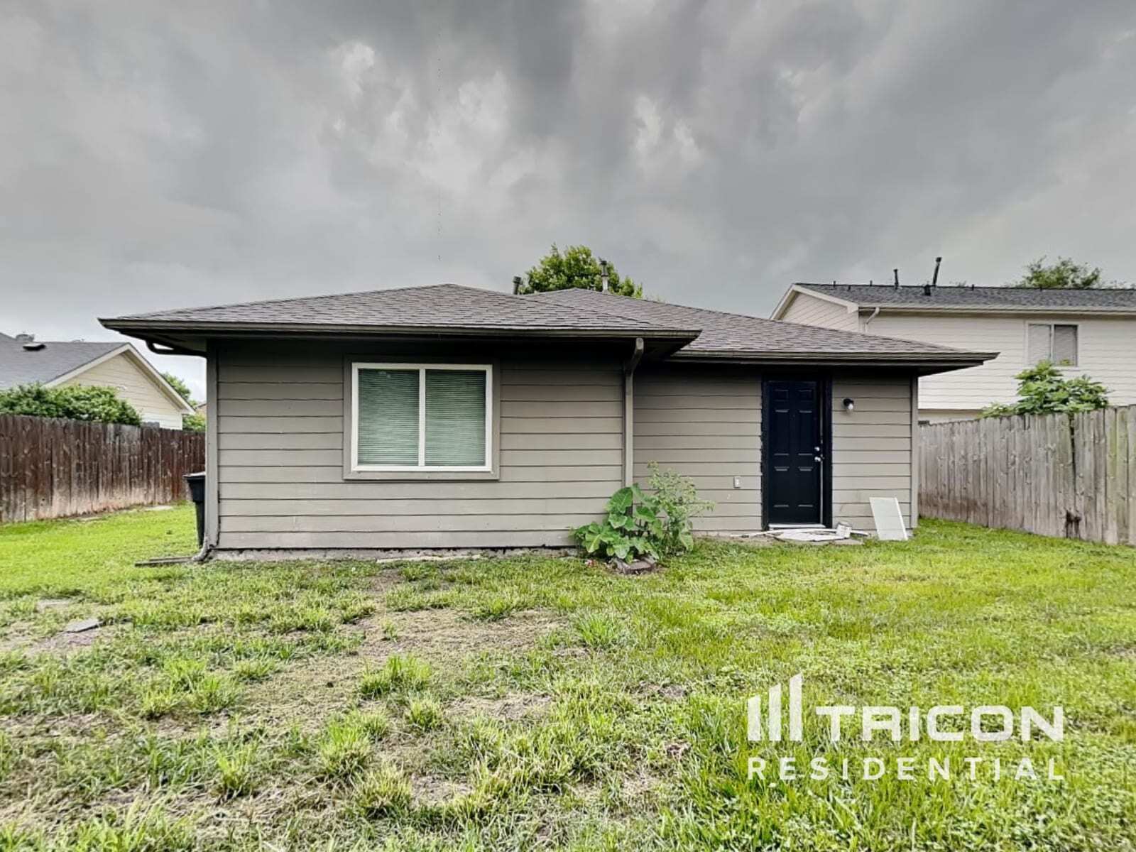 Building Photo - 12638 Burdine St
