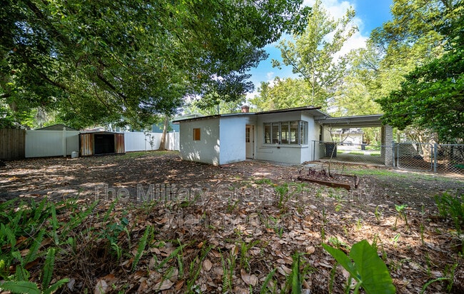 Building Photo - 2115 Minerva Ave