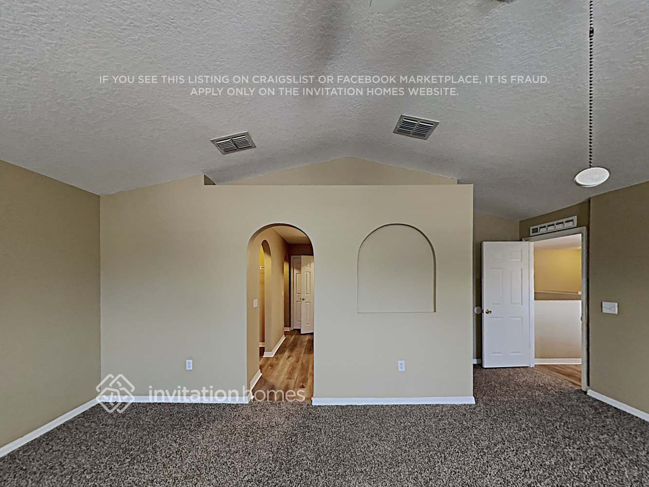 Building Photo - 13501 Mango Bay Dr