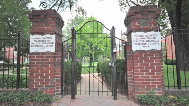 Courtyard Gates - 1829 Wilson Blvd