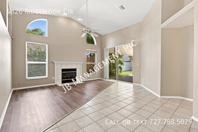 Building Photo - 4826 Ridgemoor Cir