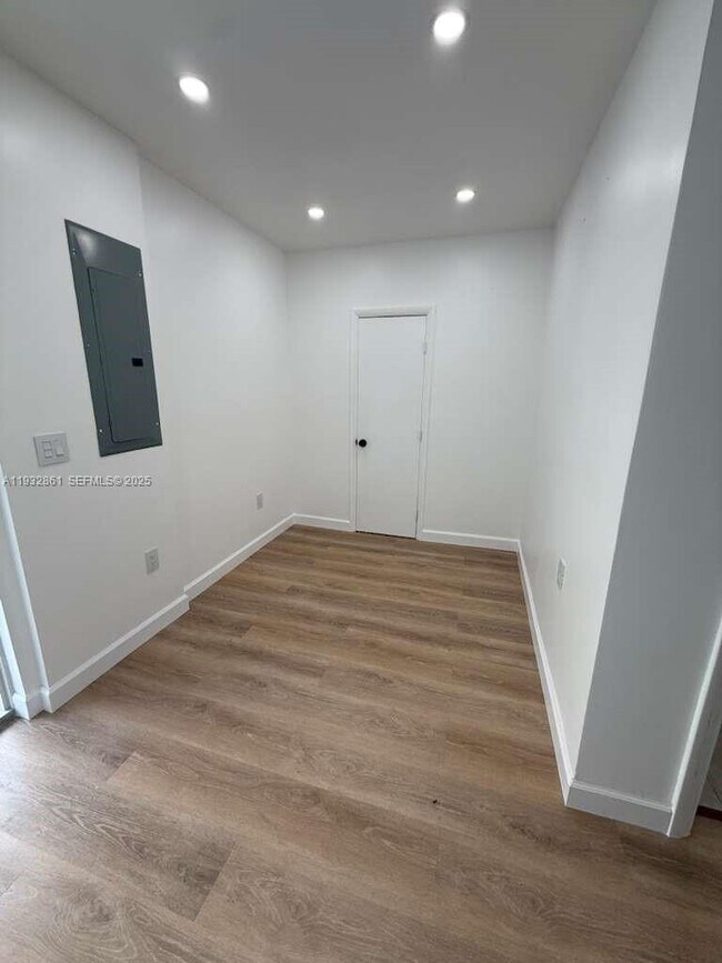 Building Photo - 25948 SW 132nd Ave