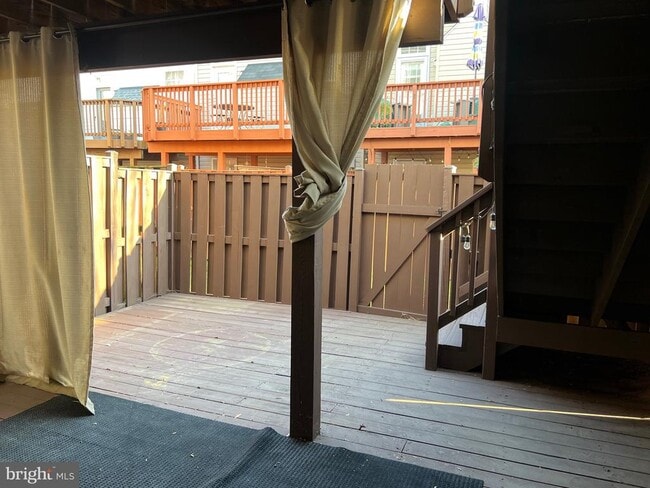 Building Photo - 5925 Kirkcaldy Ln