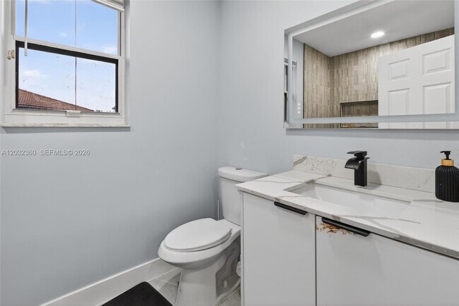 Building Photo - 2167 SW 176th Terrace