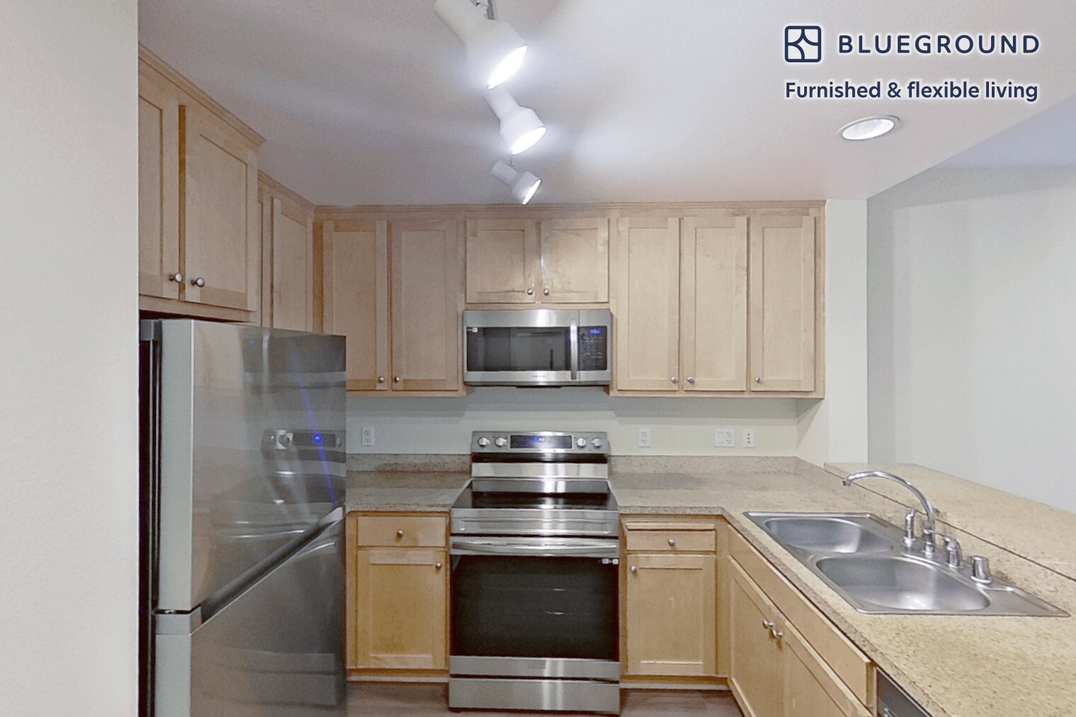 Building Photo - 1099 Admiral Ct