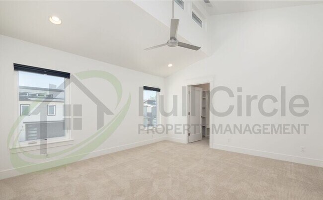 Building Photo - 1624 W Cyrus St