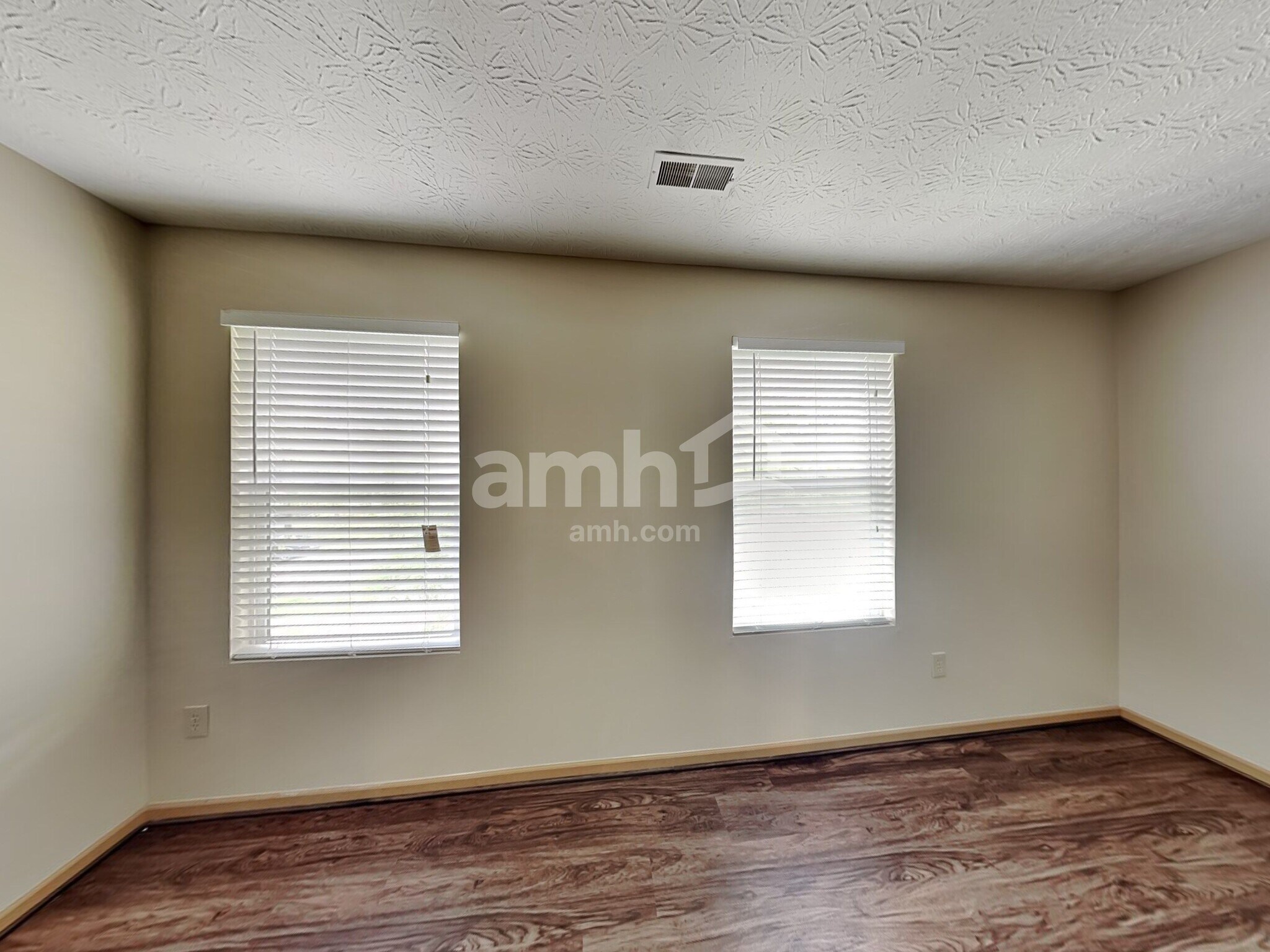 Building Photo - 7468 Hemrich Dr